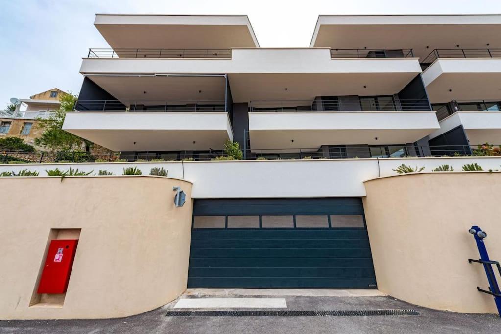 Walking Distance Old Town 120M2,Garden,View,Garage Daire Dubrovnik Dış mekan fotoğraf