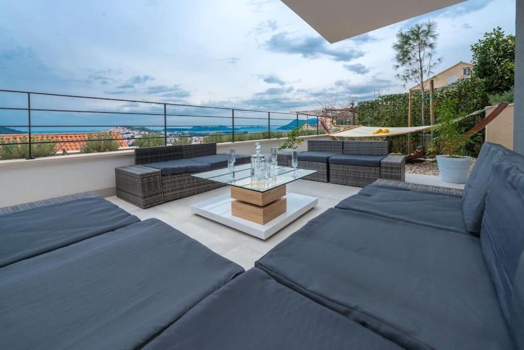 Walking Distance Old Town 120M2,Garden,View,Garage Daire Dubrovnik Dış mekan fotoğraf